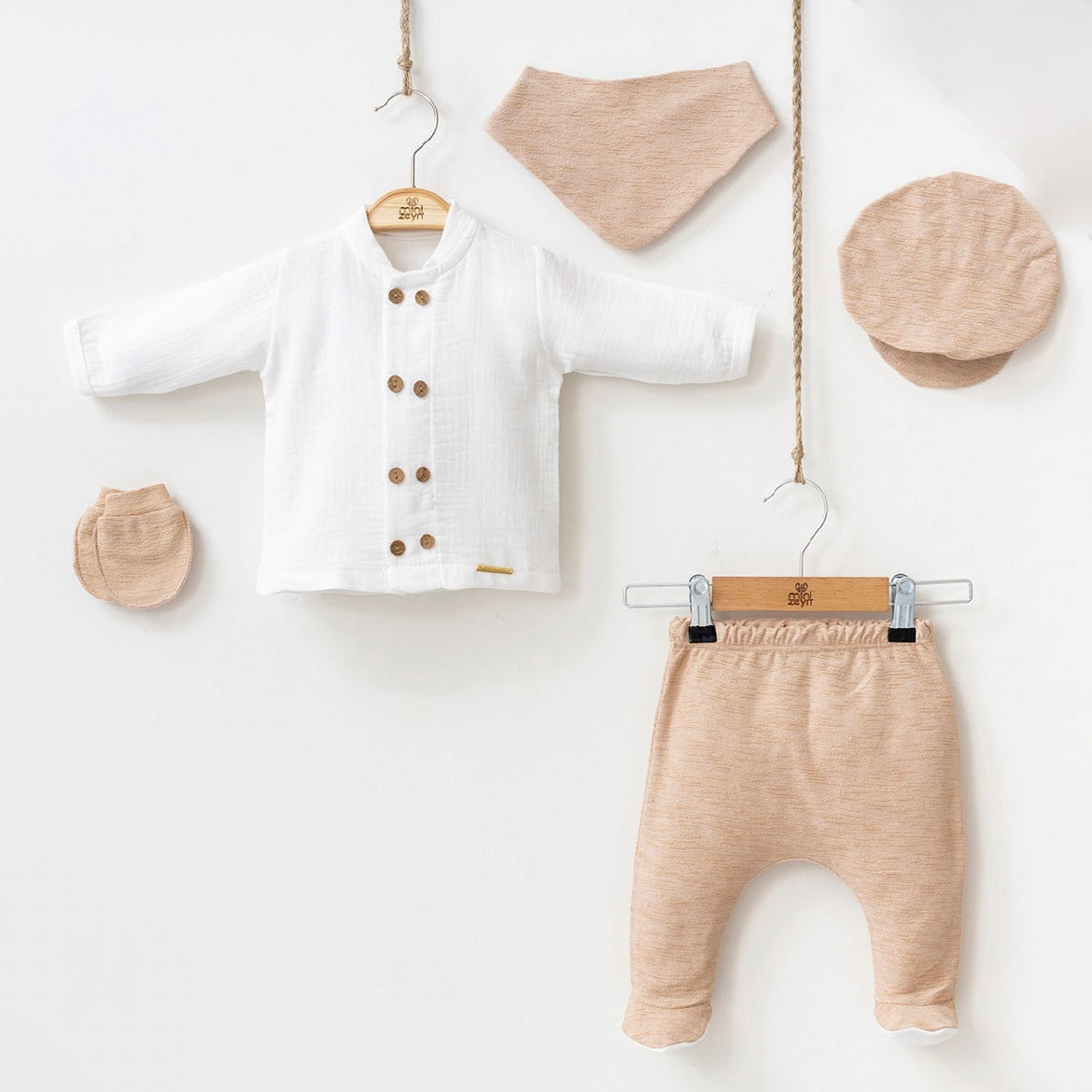 Newborn Boysset